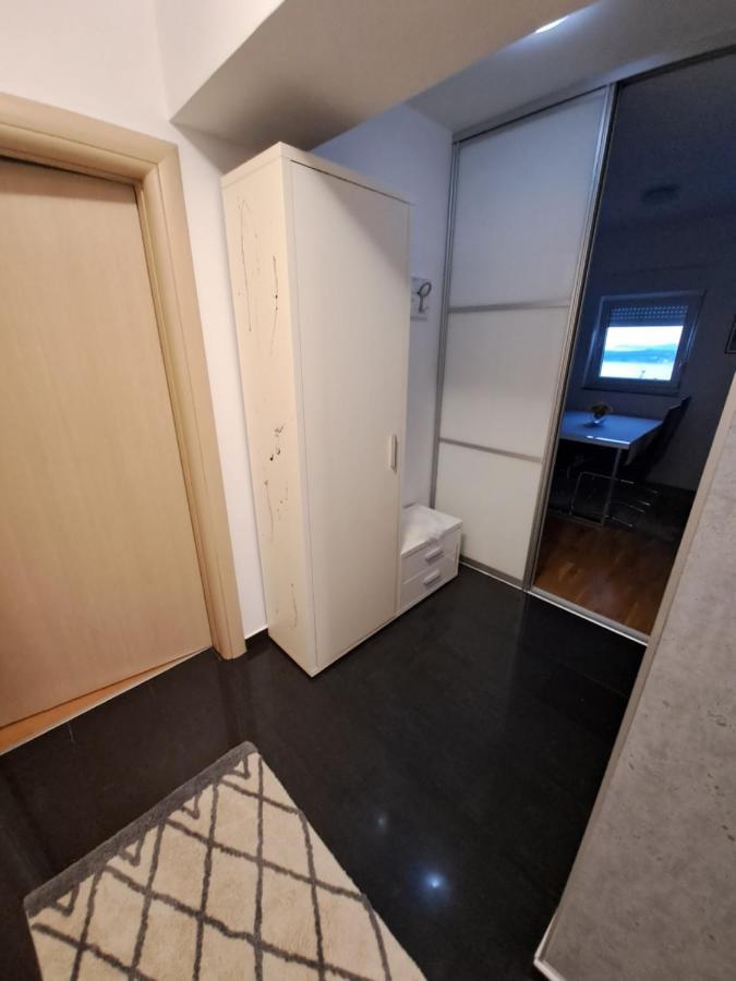 Apartment Mira Sibenik Bagian luar foto