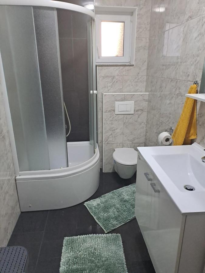 Apartment Mira Sibenik Bagian luar foto