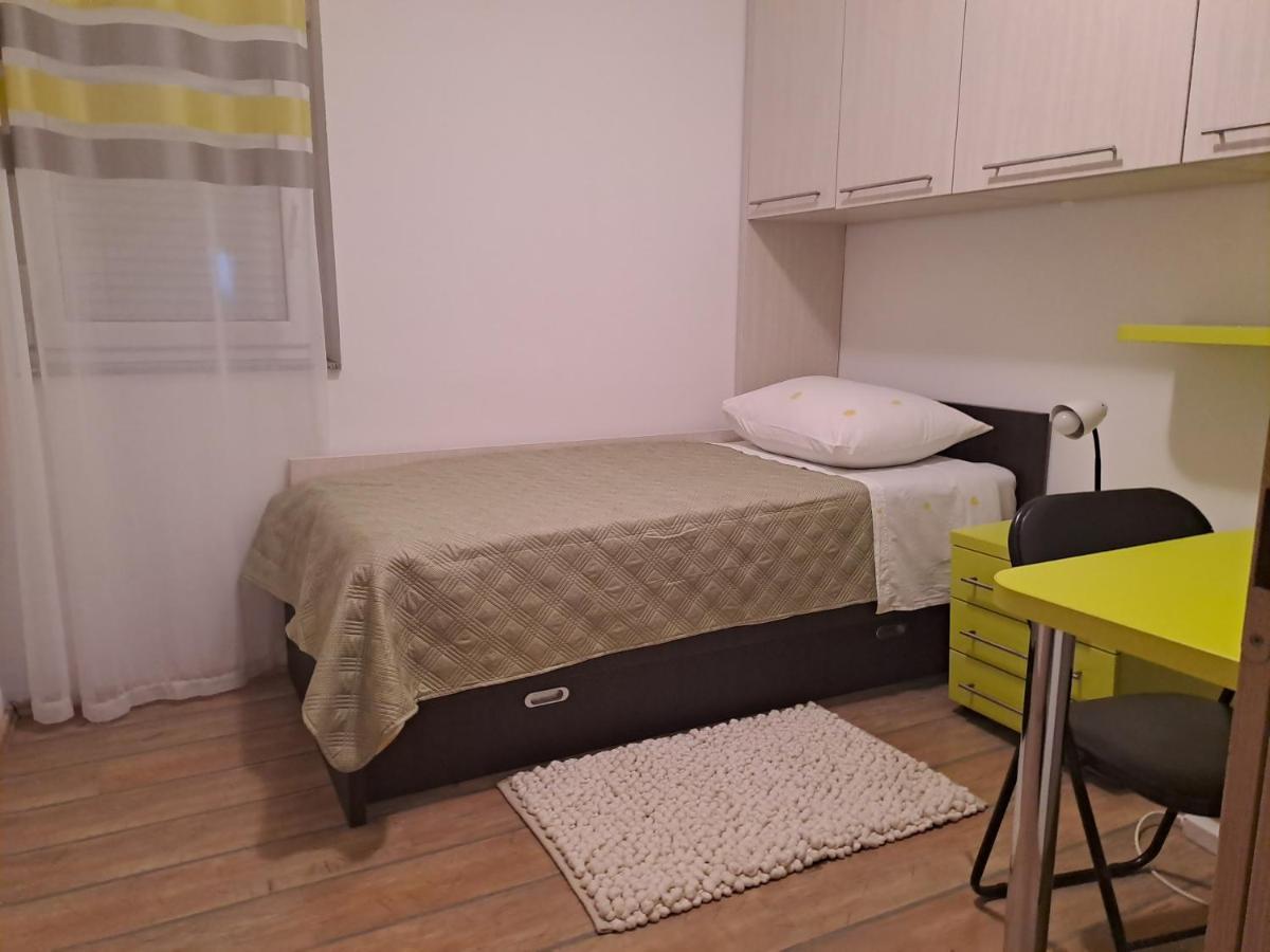 Apartment Mira Sibenik Bagian luar foto