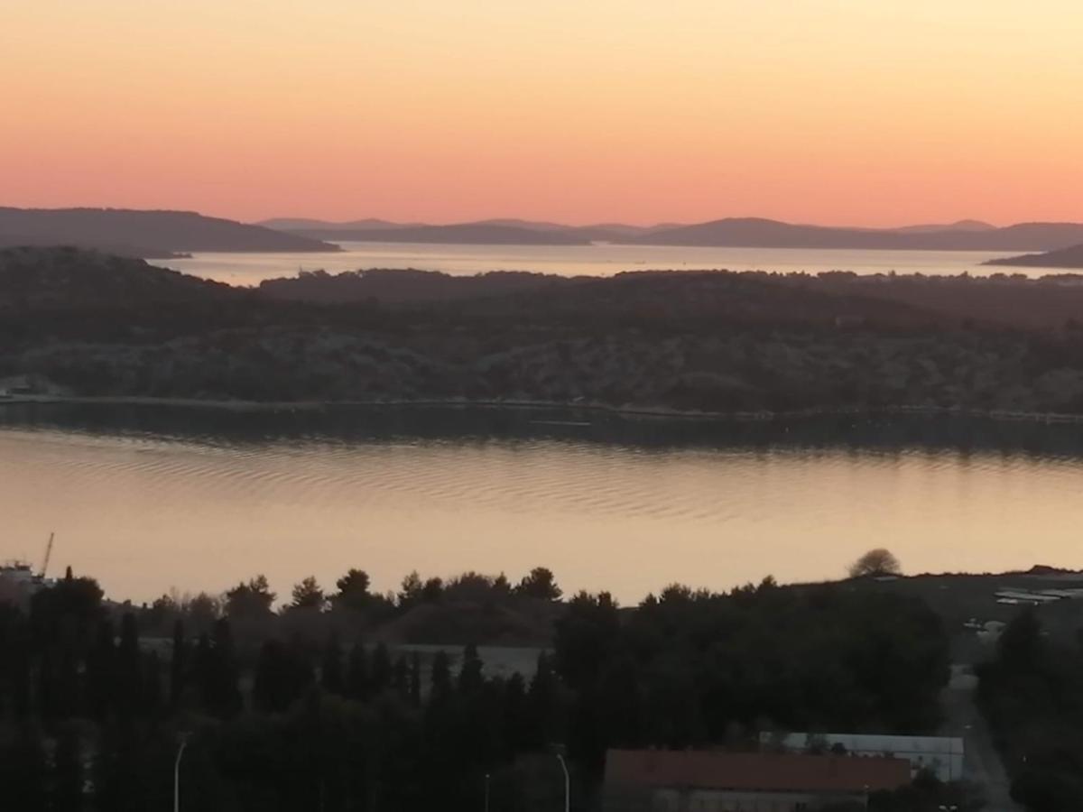 Apartment Mira Sibenik Bagian luar foto